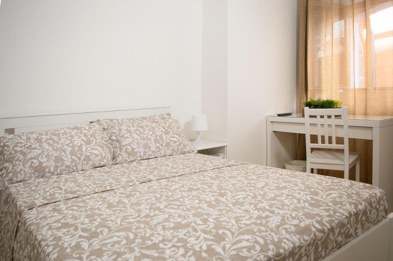 Agathe Guest House Catania Bagian luar foto