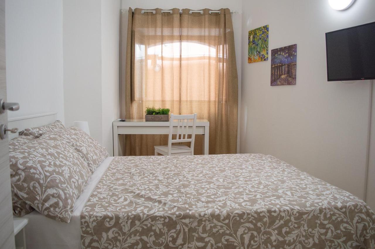 Agathe Guest House Catania Bagian luar foto